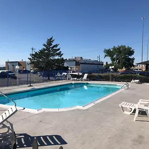 https://rodeway-inn.seedenverhotels.com