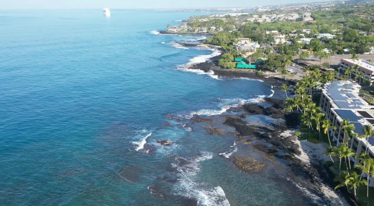 Oceanfront Luxury Condo Kailua-Kona Aparthotel