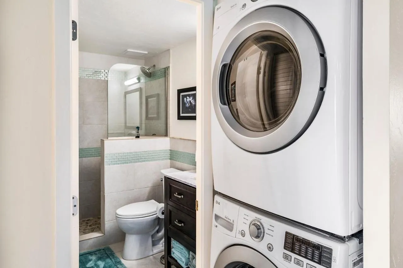 Aparthotel Oceanfront Luxury Condo Kailua-Kona United States